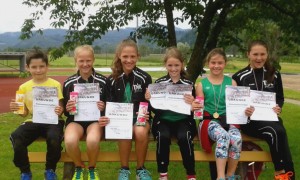 Finn Landherr, Lena Vögele, Anne Vögele, Clarissa Maier, Leni Ohnemus und Theresa Vögele sahnten für die DJK Welschensteinach bei den Kreis-Schüler-Mehrkampfmeisterschaften in Ohlsbach wieder kräftig ab.